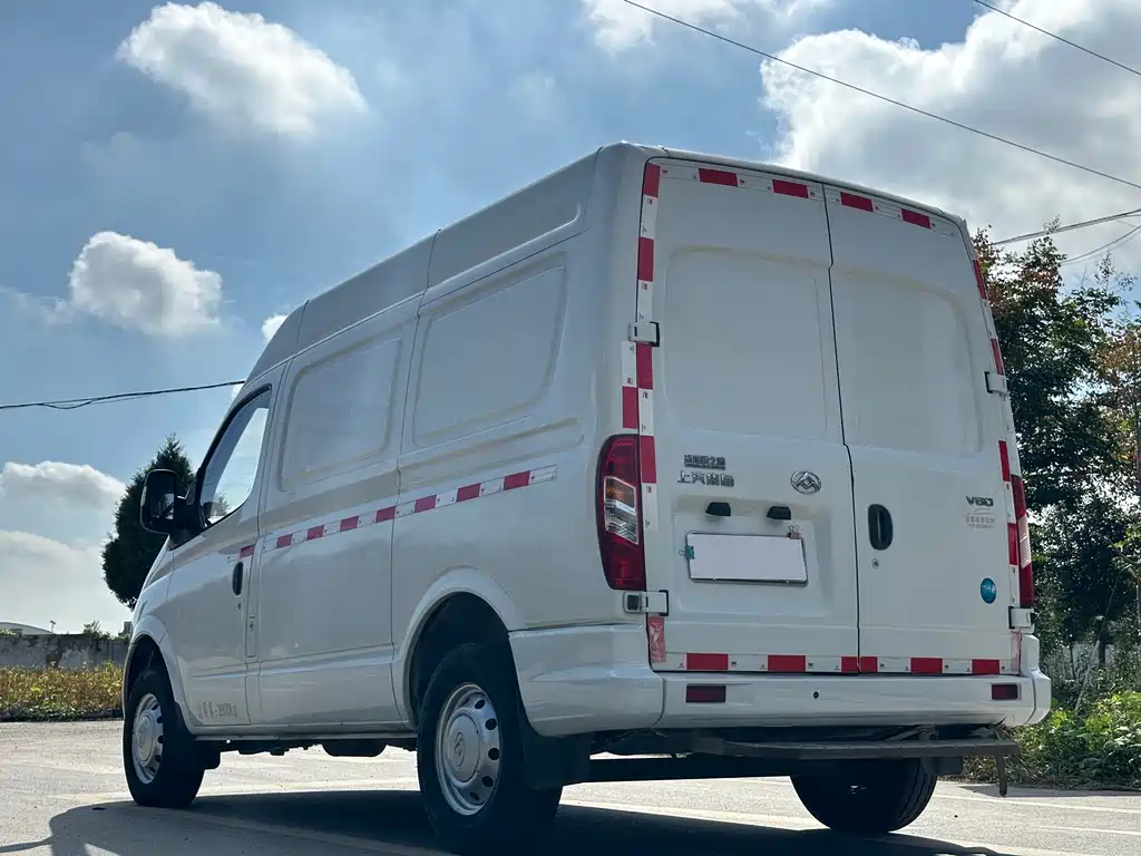 MAXUS V80 — миниатюра 5