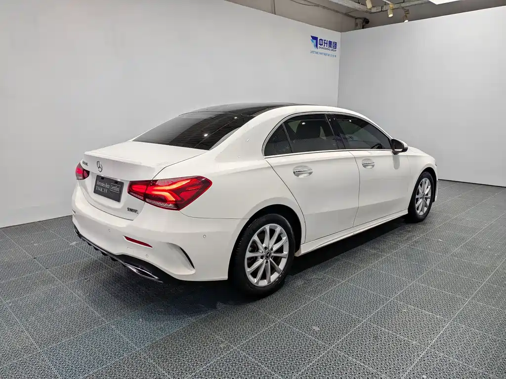 Mercedes-Benz A-Class — миниатюра 6
