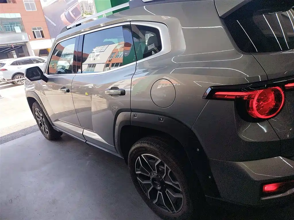 HAVAL SECOND GENERATION BIG DOG NEW ENERGY