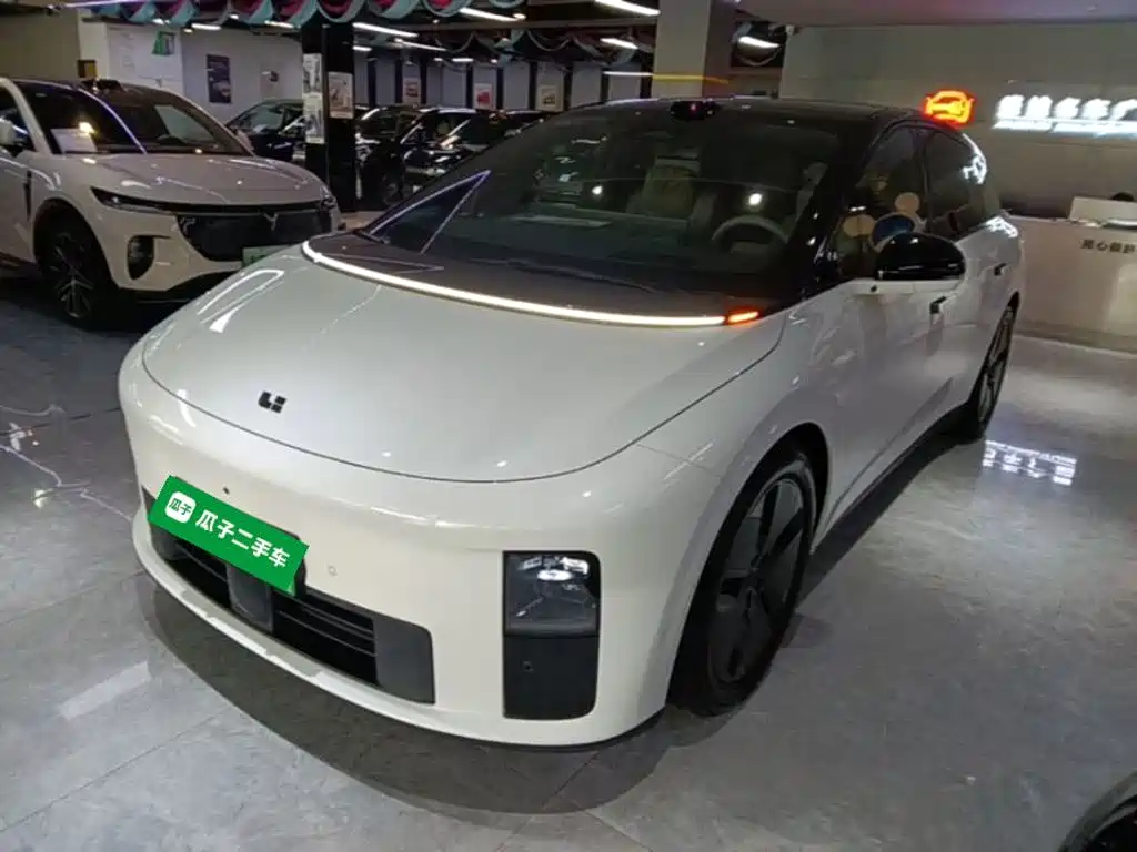 Li Auto i6 2025 Standard Edition