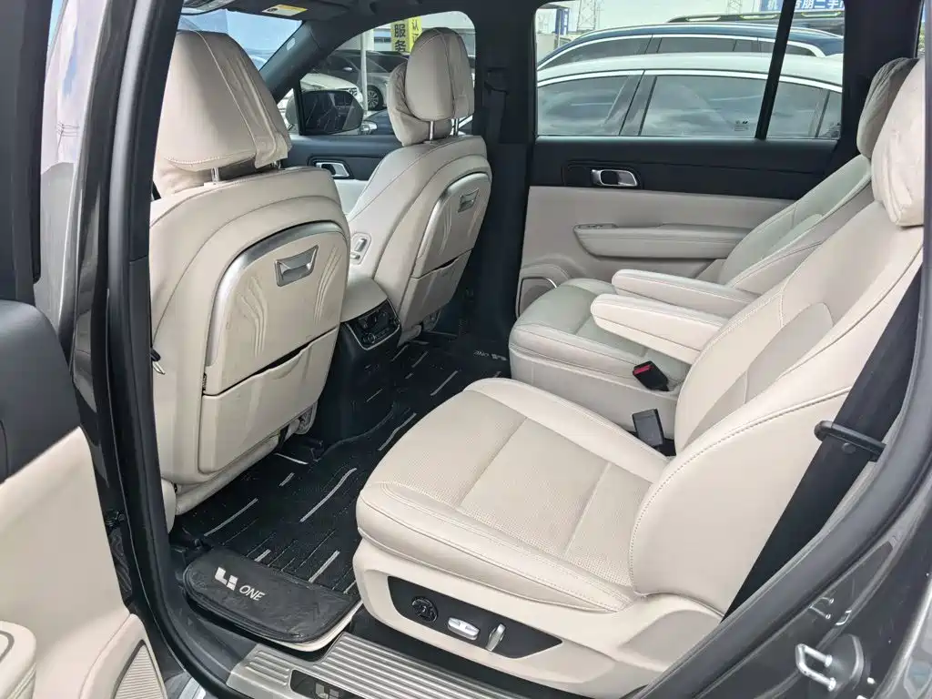 Li Auto Li ONE — миниатюра 4