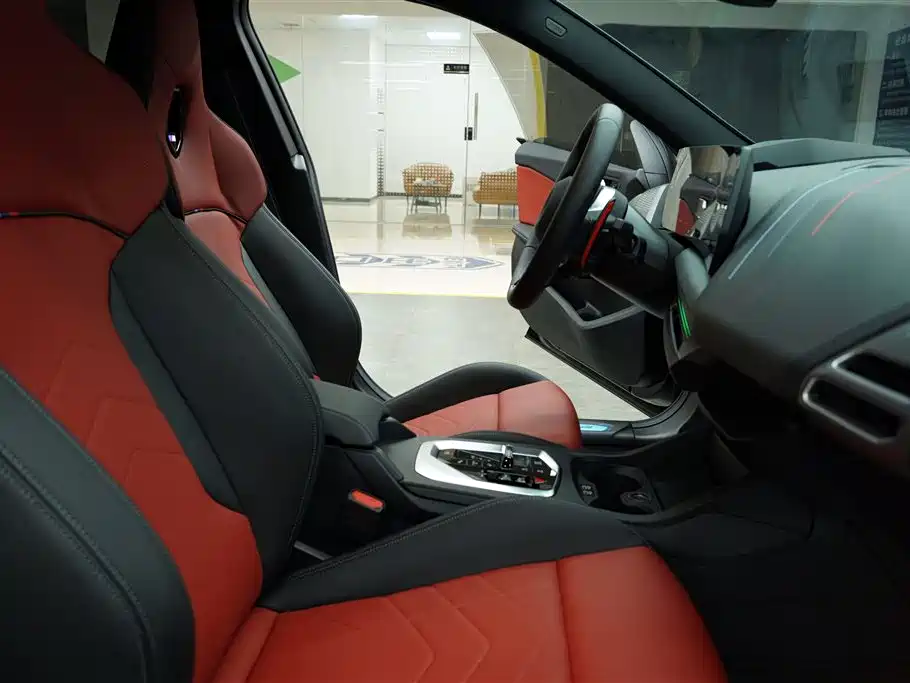 BMW M235L — миниатюра 6