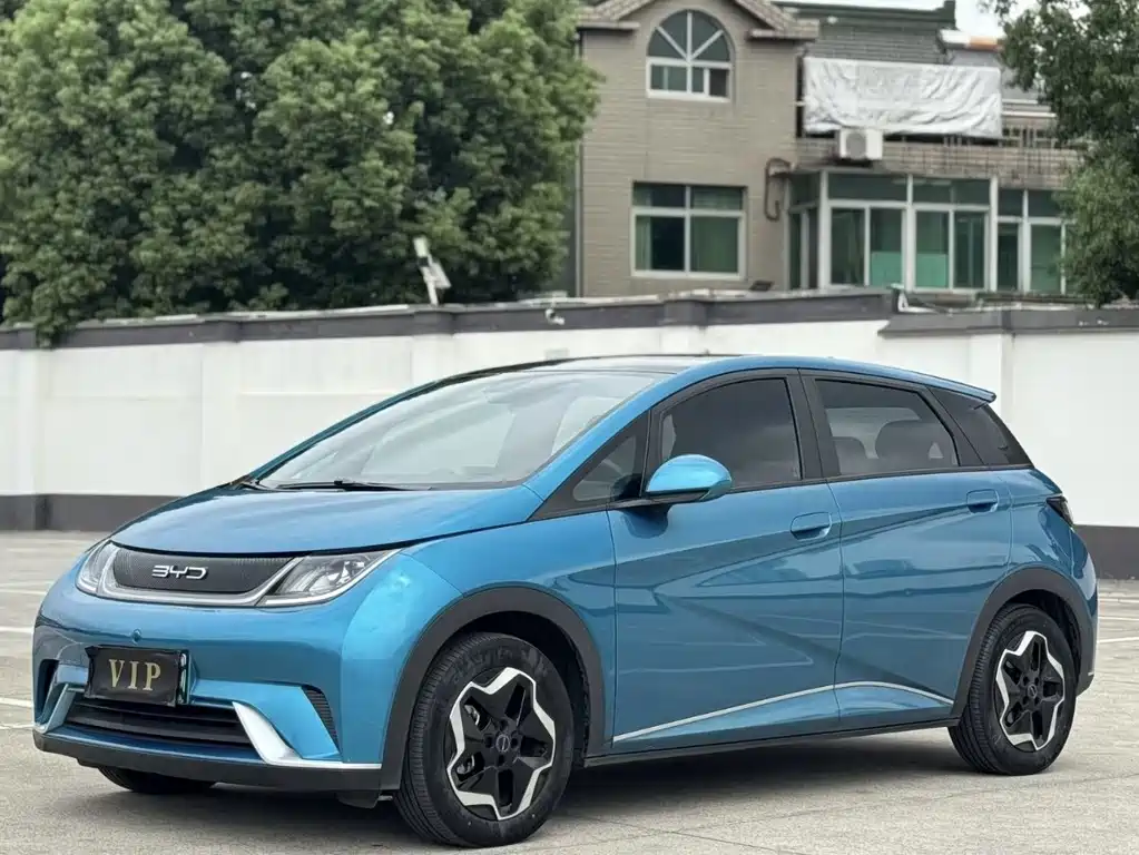 BYD Dolphin