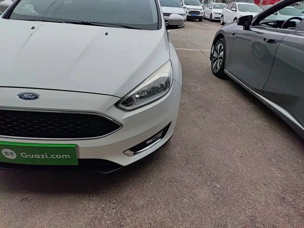 Ford Focus — миниатюра 24