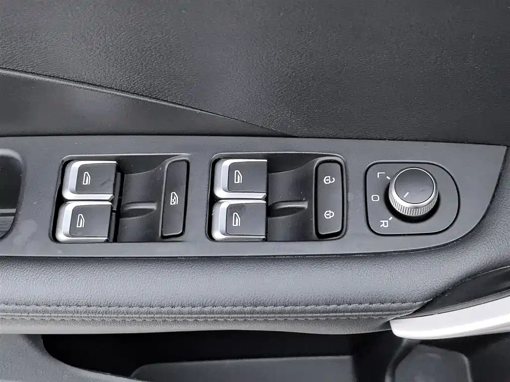 Geely Binyue 2025 1.5L CVT MAX