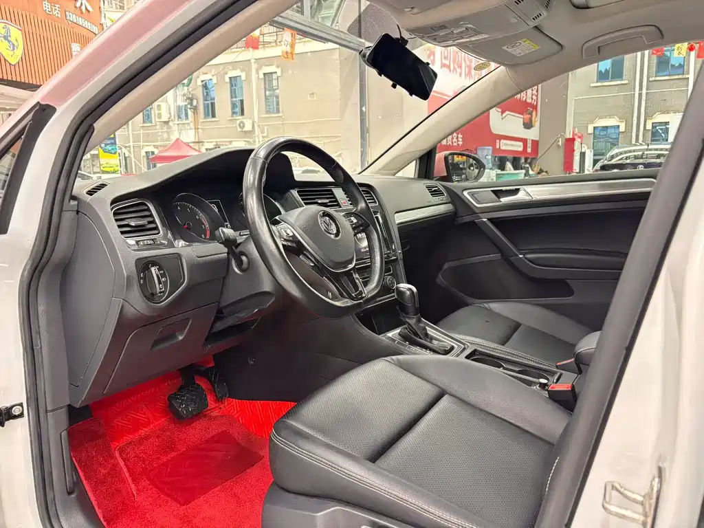 Volkswagen Golf — миниатюра 7