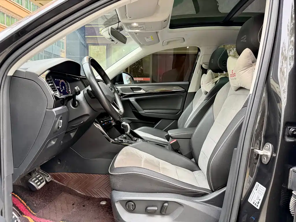 Volkswagen TayronX X 2020 330TSI Luxury Smart Connect