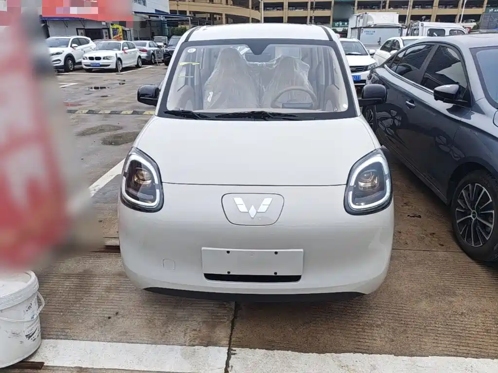 Wuling MINIEV — миниатюра 3