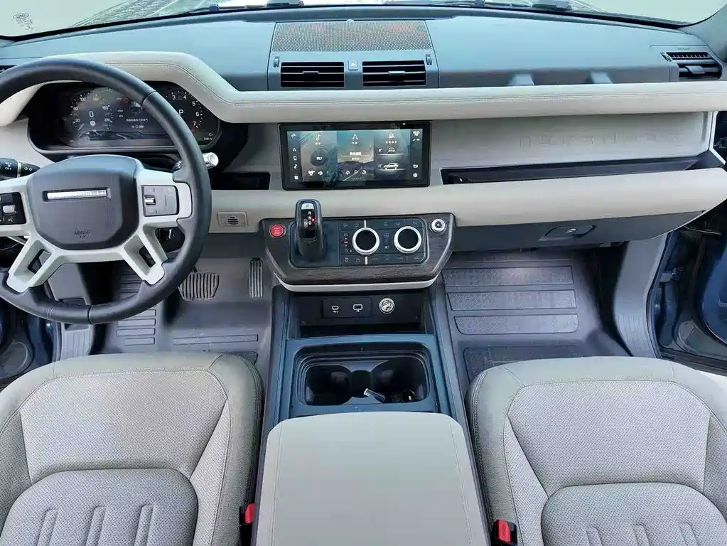 Land Rover Land Rover Defender 2021 110 P400 SE