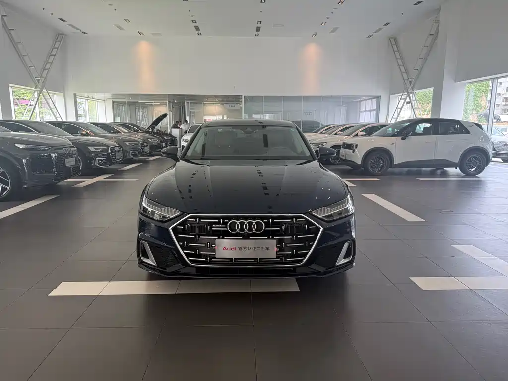 Audi A7L 2022 55 TFSI quattro S-line