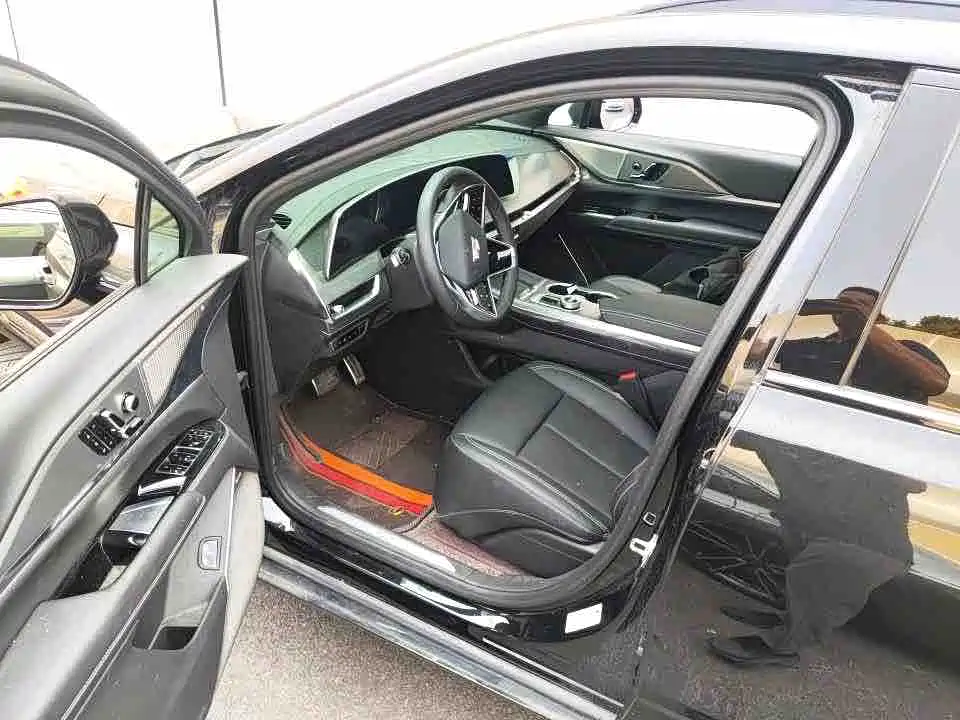 Cadillac XT5 — миниатюра 6