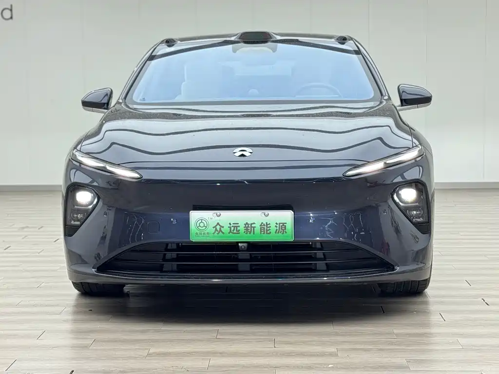 NIO NIO ET7