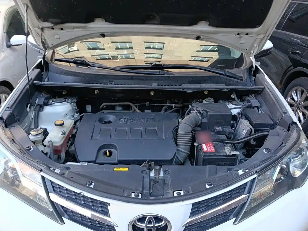 Toyota RAV4 — миниатюра 21