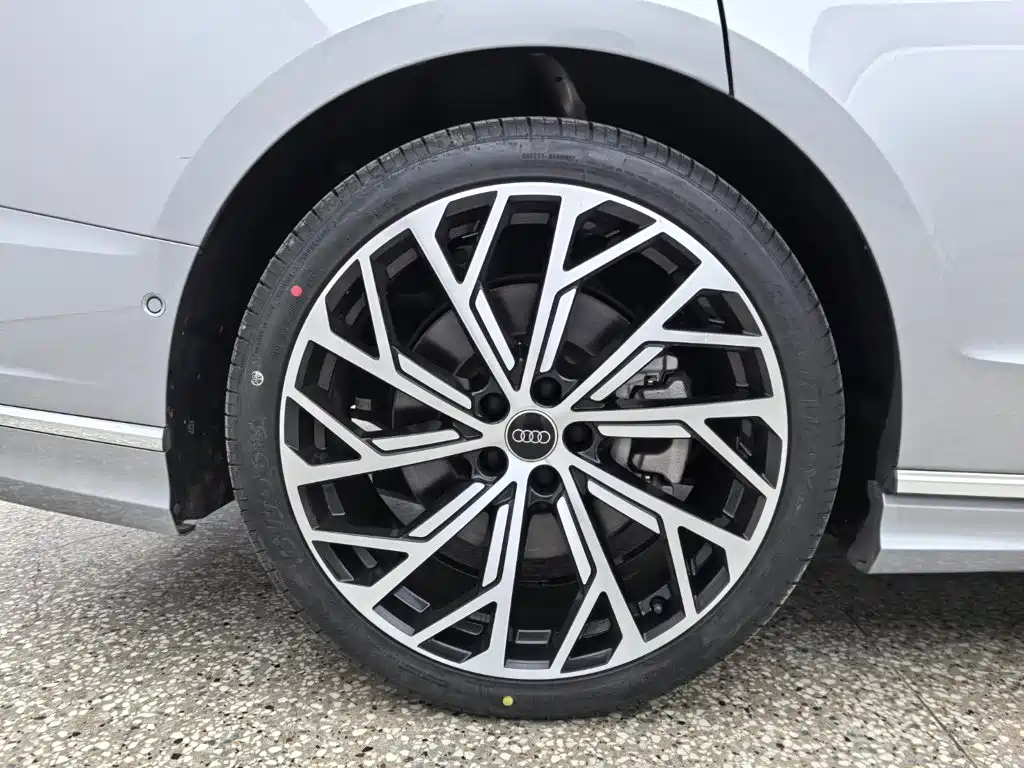 Audi A8 — миниатюра 14