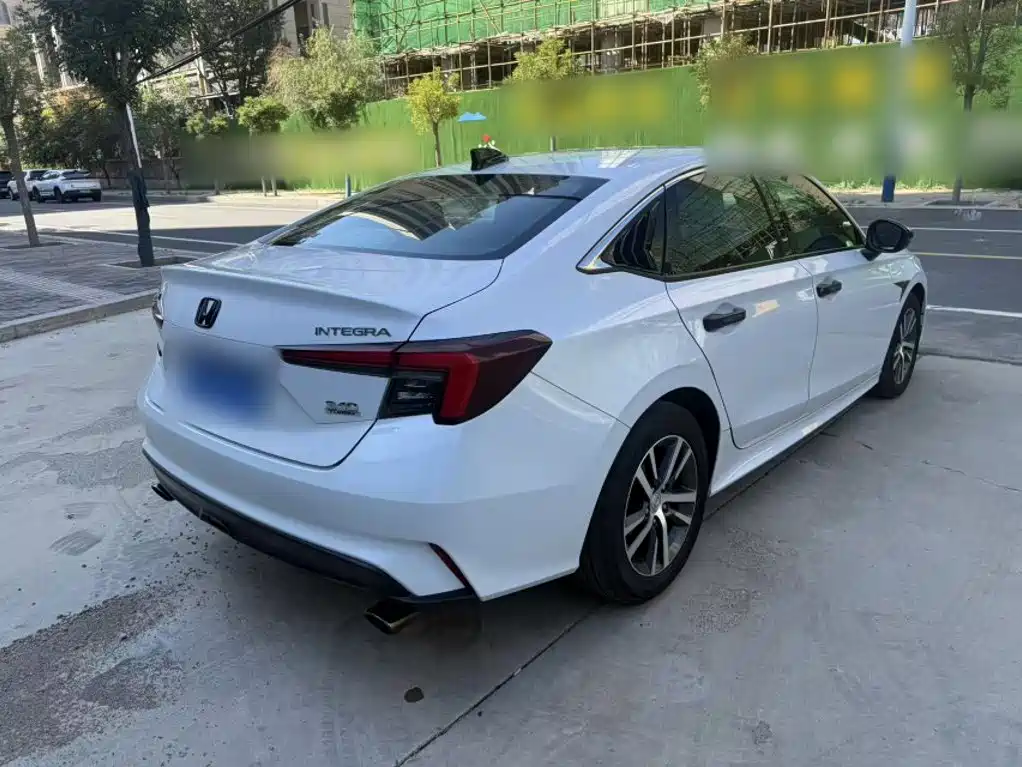 Honda Integra — миниатюра 8