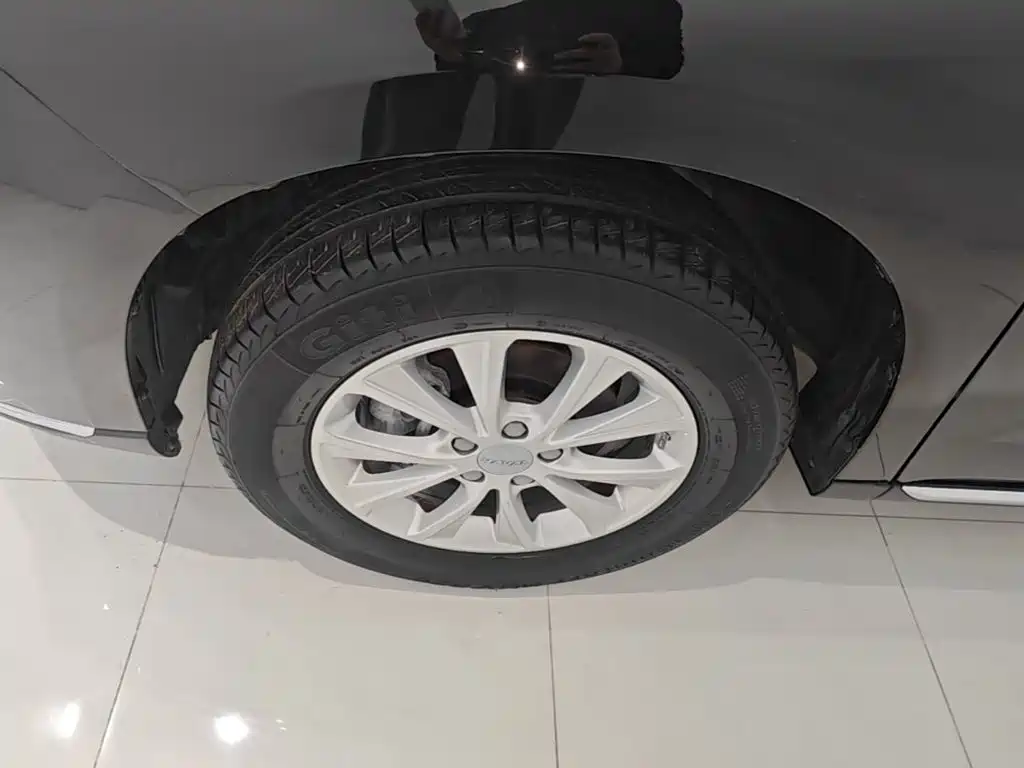 Haval M6 — миниатюра 23