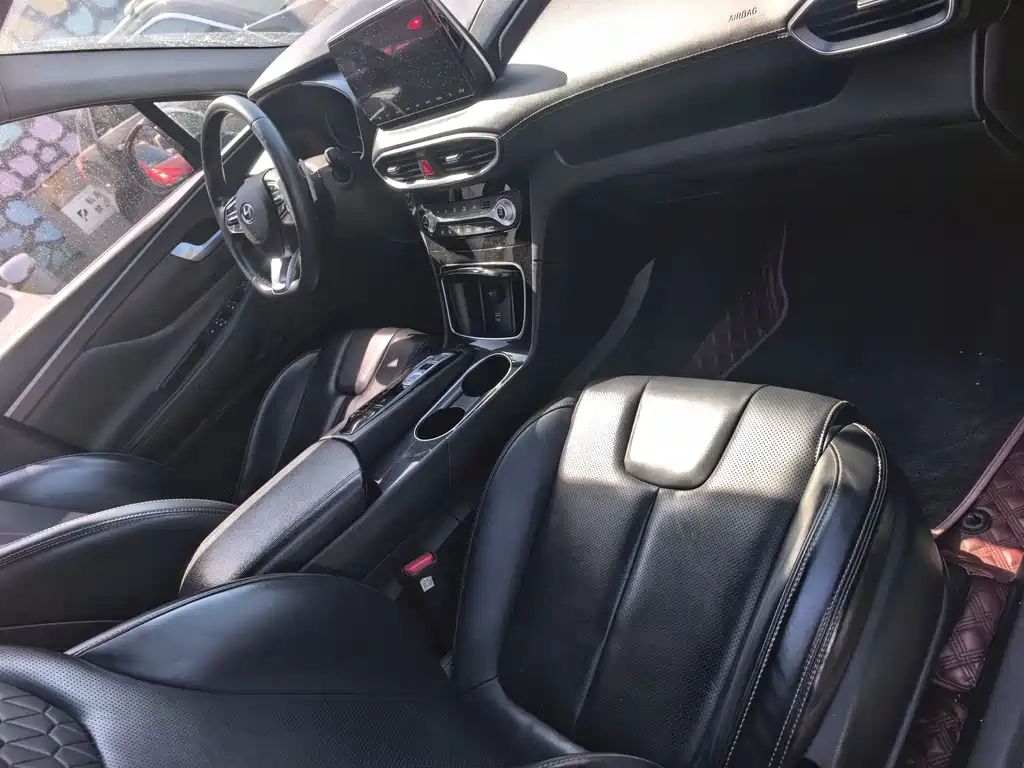 Hyundai Santa Fe 2019 380 TGDi GLS AT Luxury V