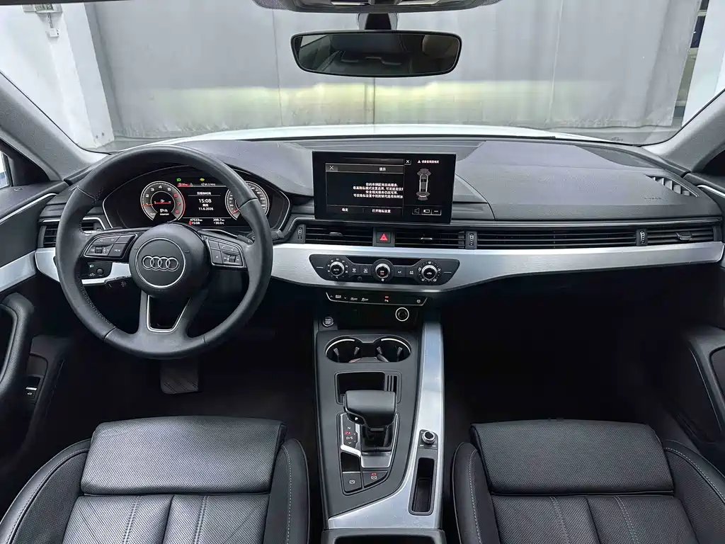 Audi A4L 2023 40 TFSI Fashion