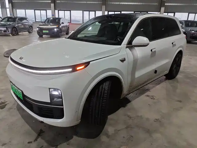 Li Auto IDEAL L9 2025