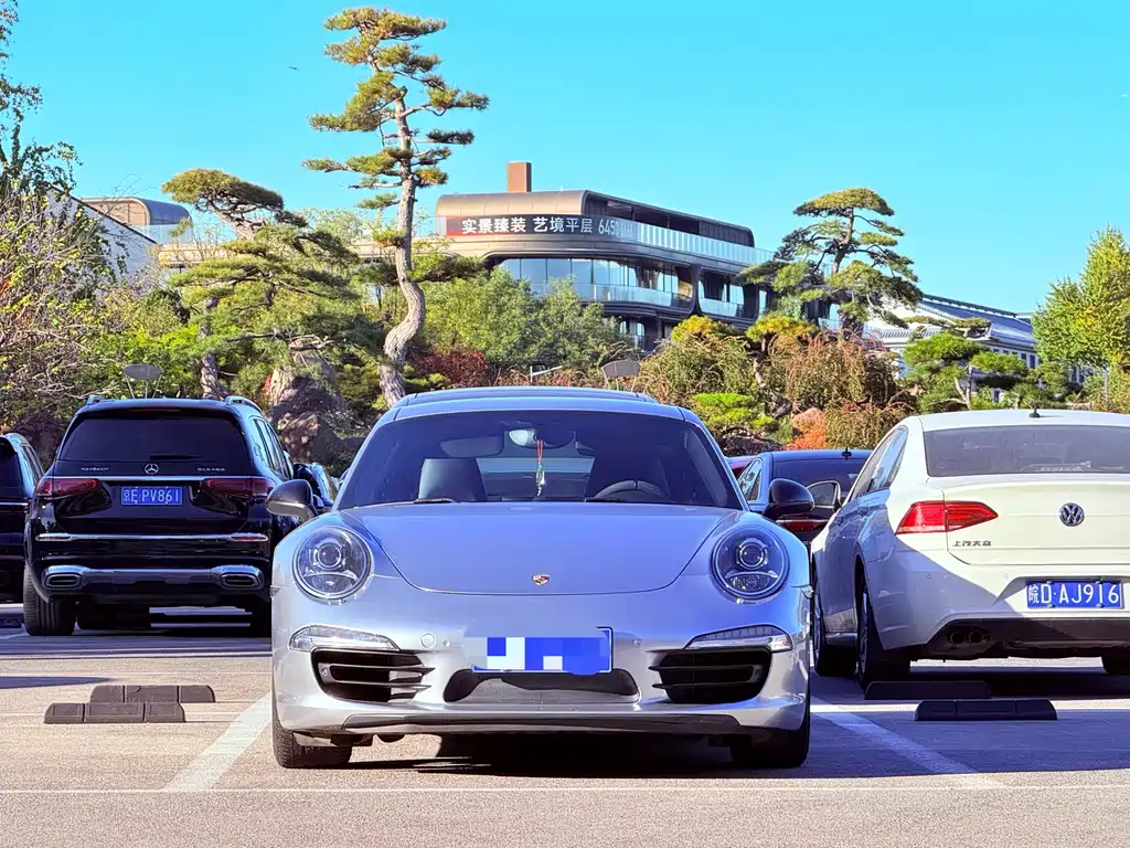 Porsche 911 2013 Carrera 4S 3.8L