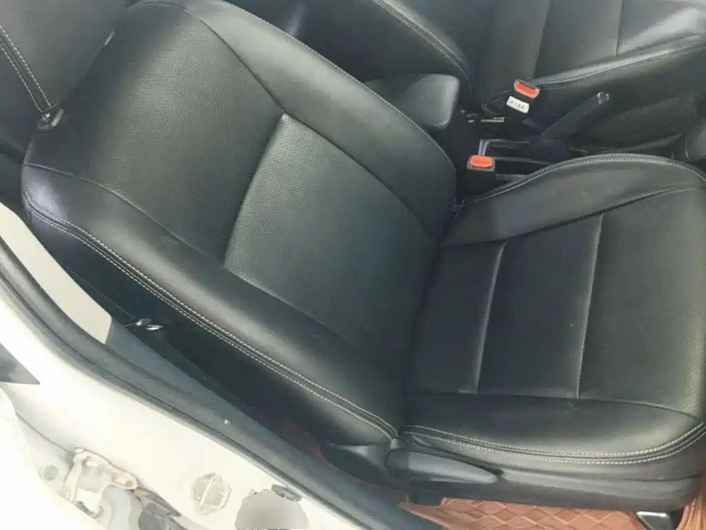 Toyota Yaris L — миниатюра 25
