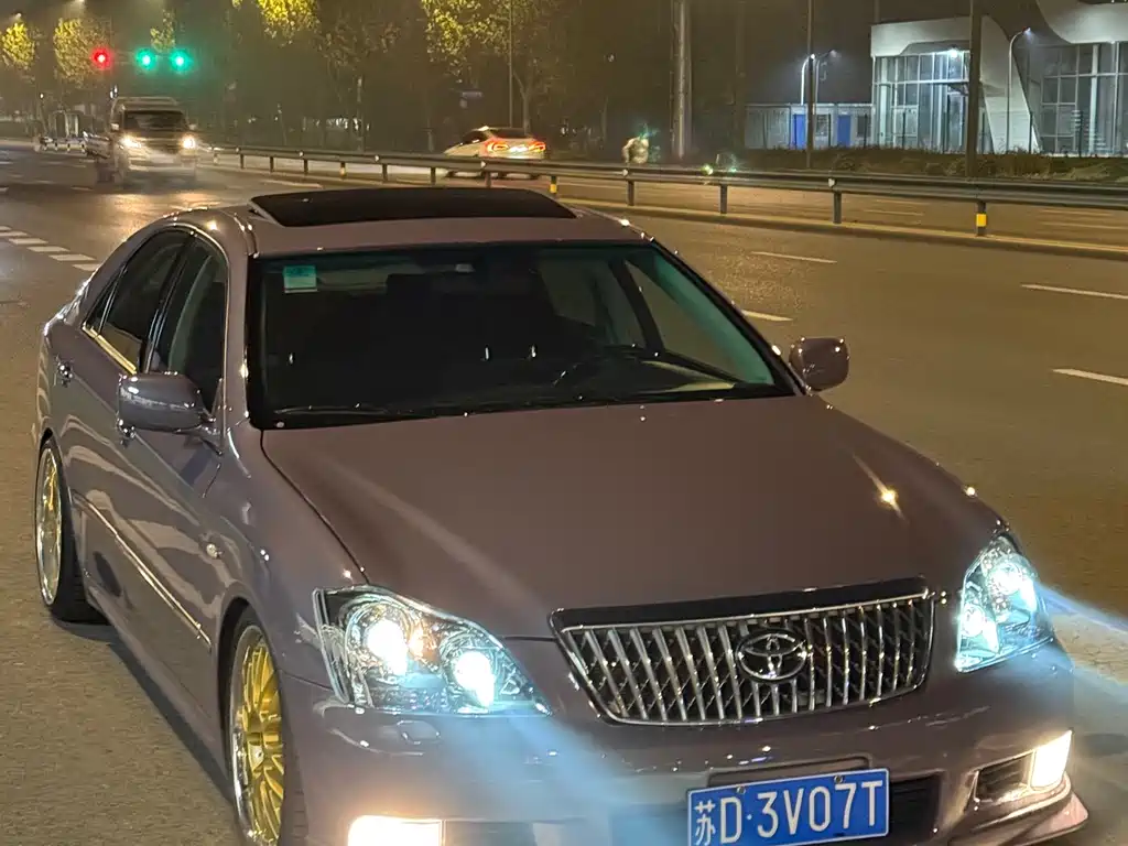 Toyota Crown 2008