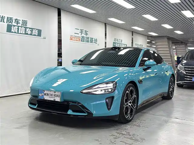 XIAOMI CAR XIAOMI SU7 2024