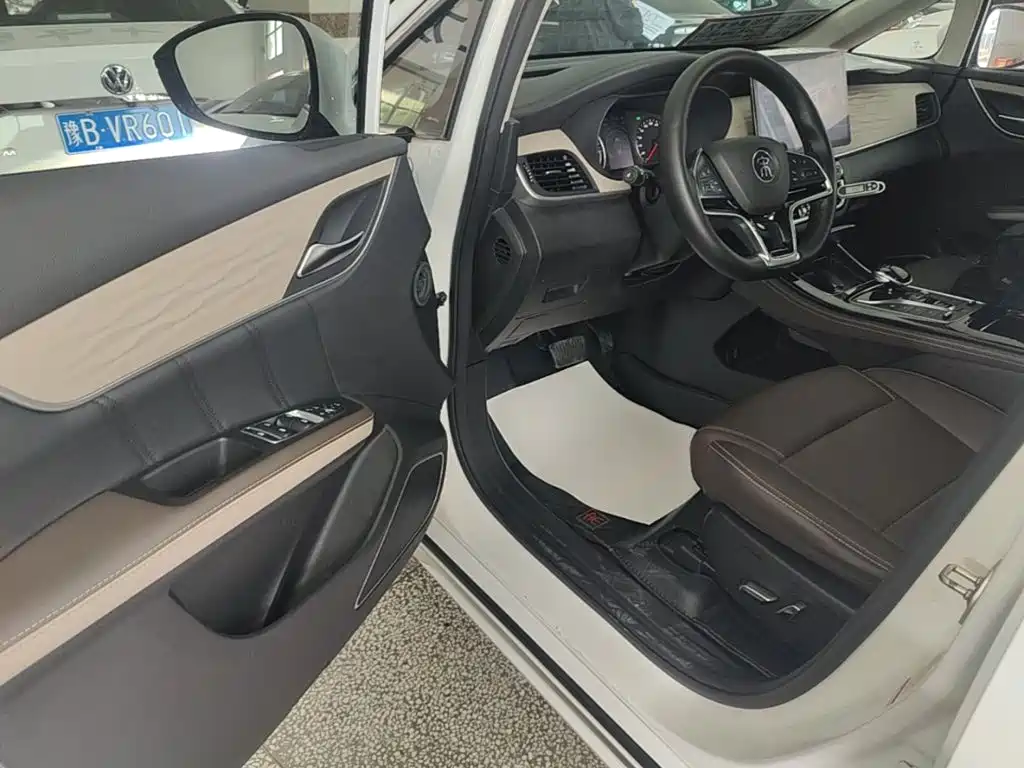 BYD MAX New Energy — миниатюра 16