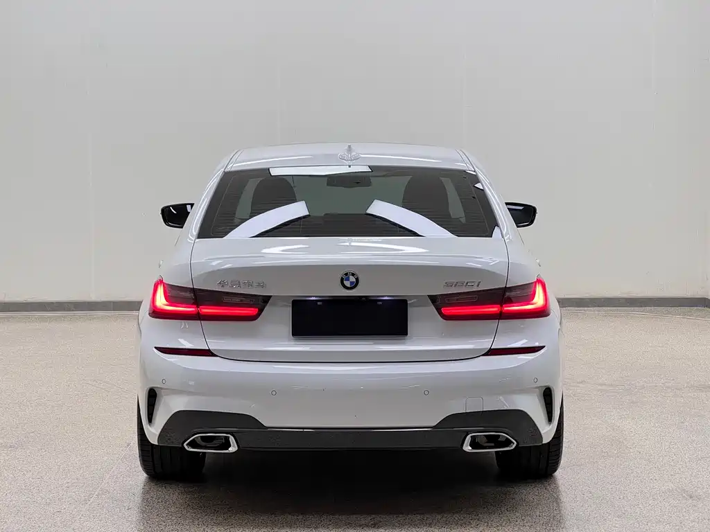 BMW 3 Series — миниатюра 8