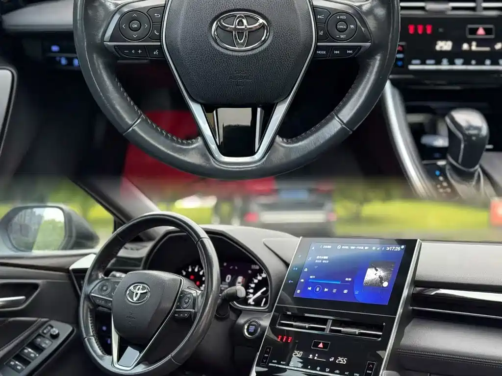 Toyota Avalon — миниатюра 5