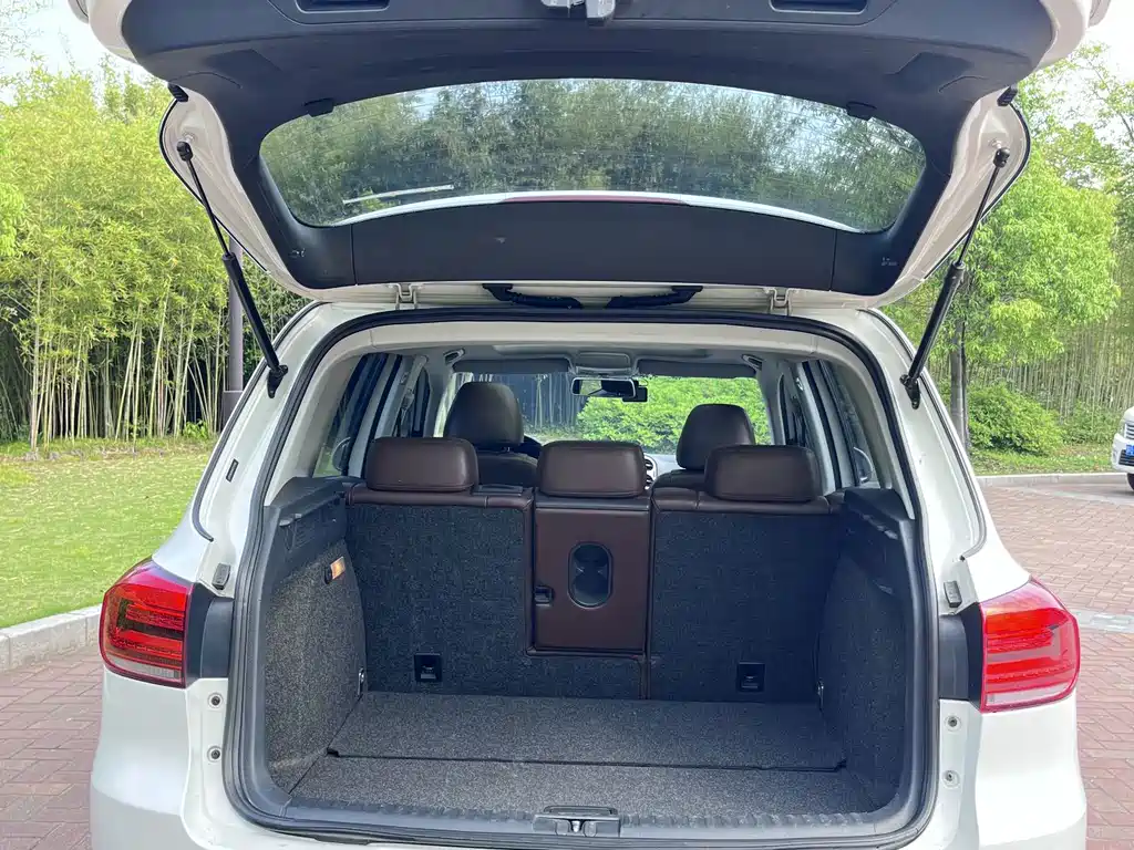 Volkswagen Tiguan — миниатюра 19