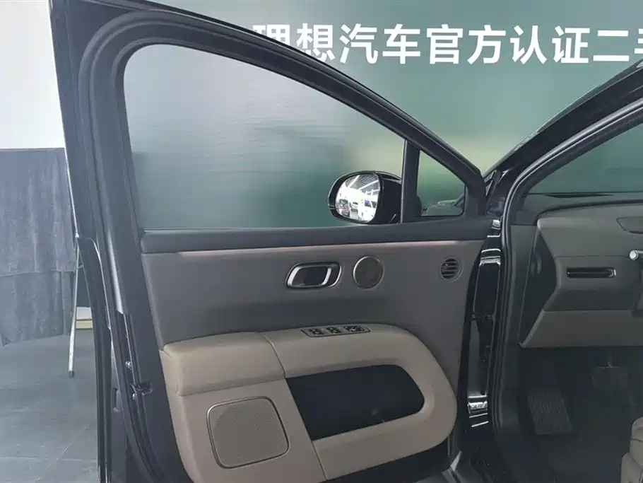 Li Auto i6 2025 Standard