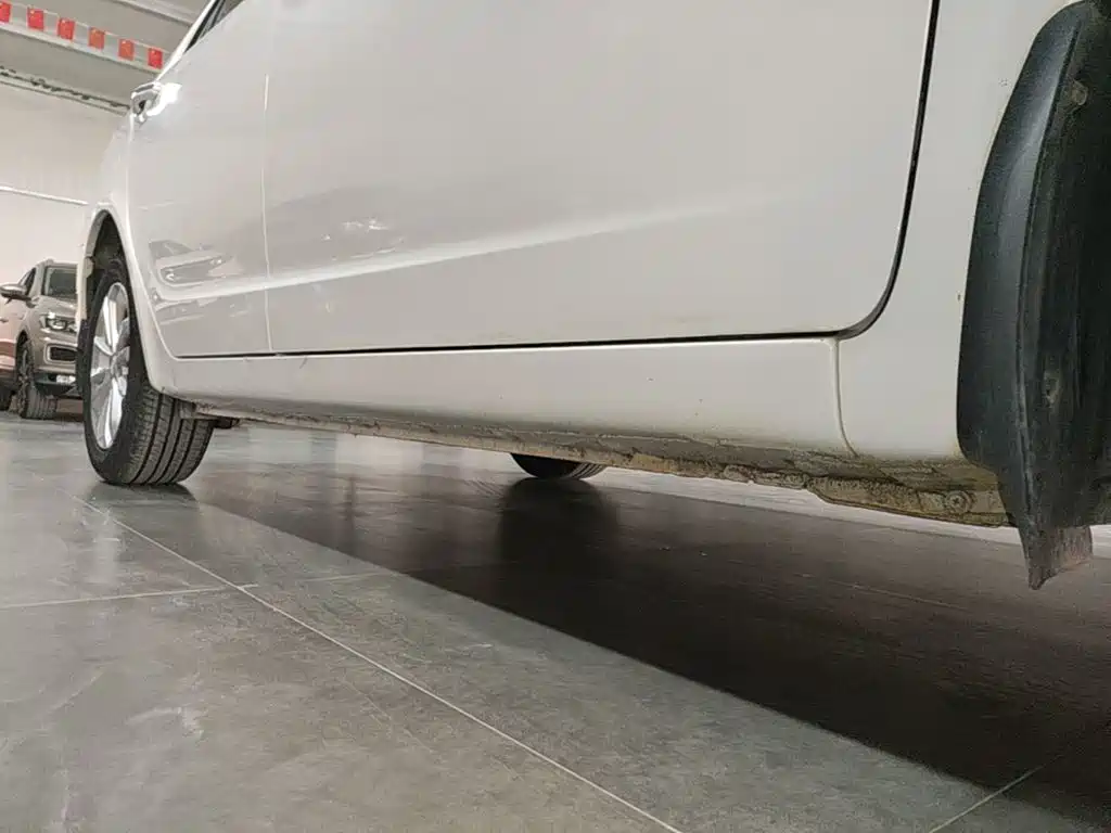 Geely Vision — миниатюра 21
