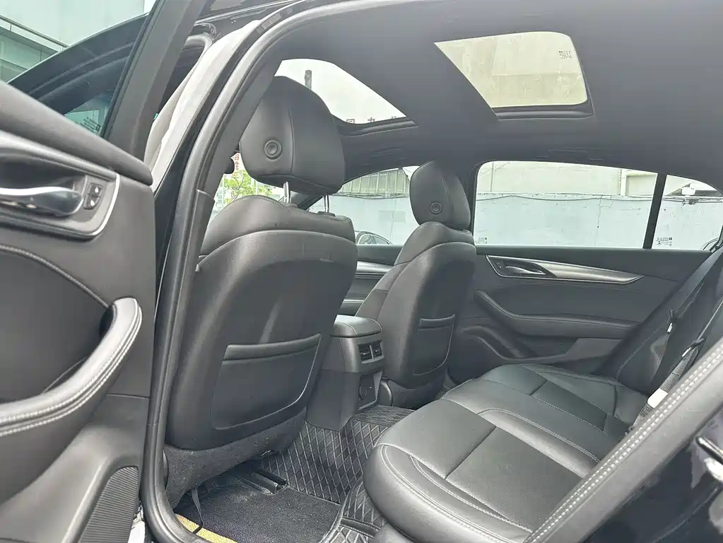Cadillac CT5 2023 28T Luxury ( Standard )
