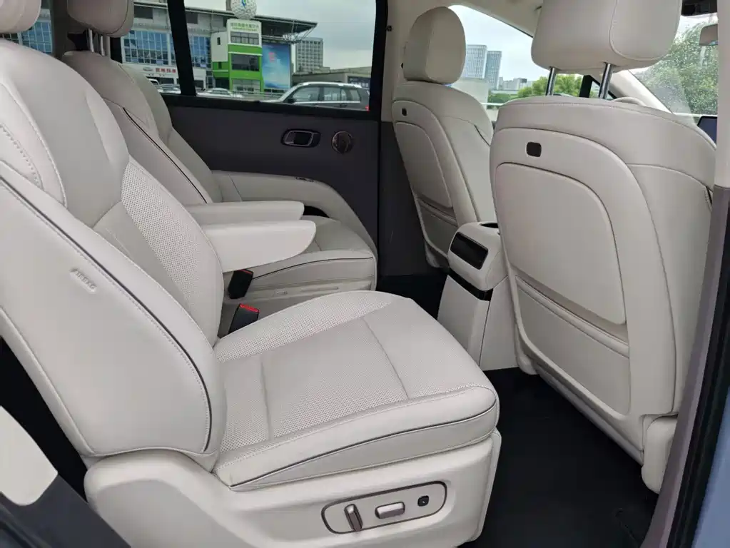 Li Auto Идеальный I8 — миниатюра 14