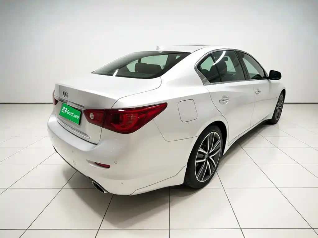 Infiniti Q50L — миниатюра 4