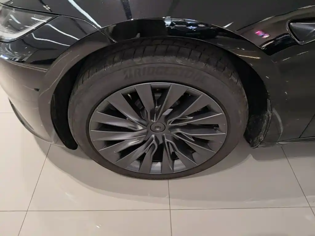 Tesla Model 3 — фотографии объявления, Фото 23