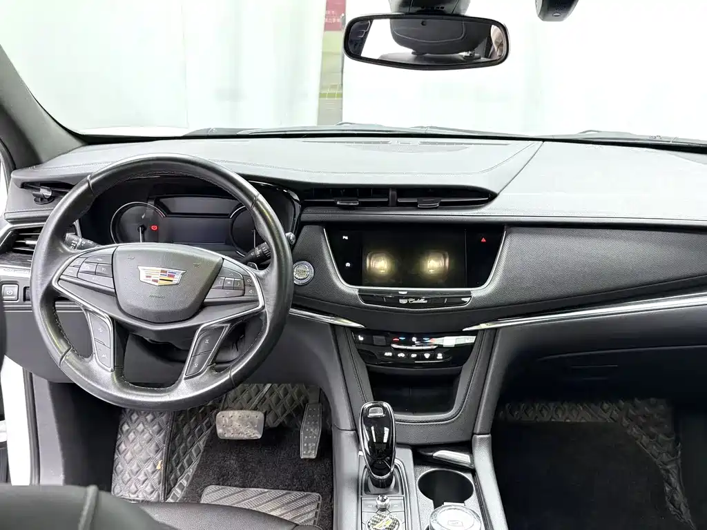 Cadillac XT5 2022 2.0T Luxury