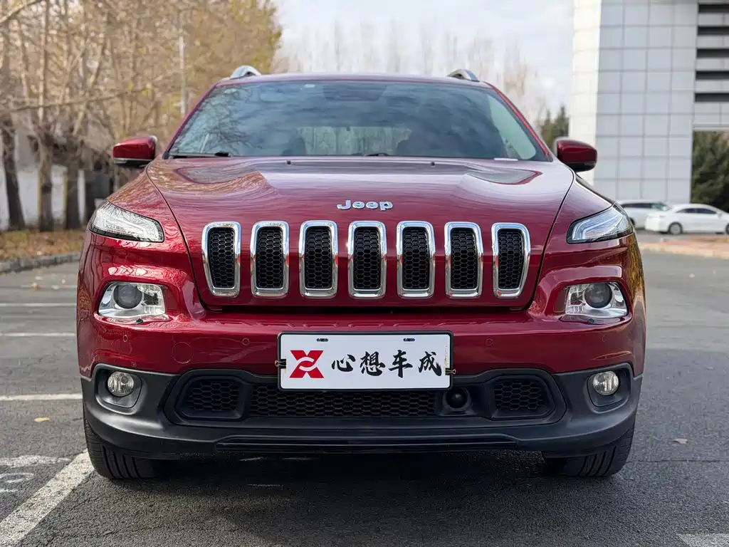 Jeep Cherokee (Import) 2.4L Elite Edition, фото 2