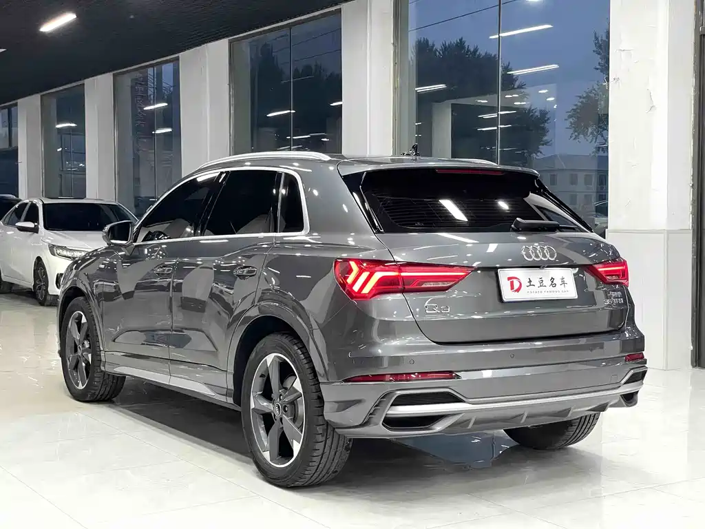Audi Q3 2022 35 TFSI Fashion