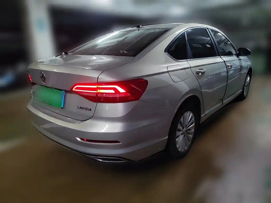 Volkswagen Lavida 2019 1.5L AT Comfort VI