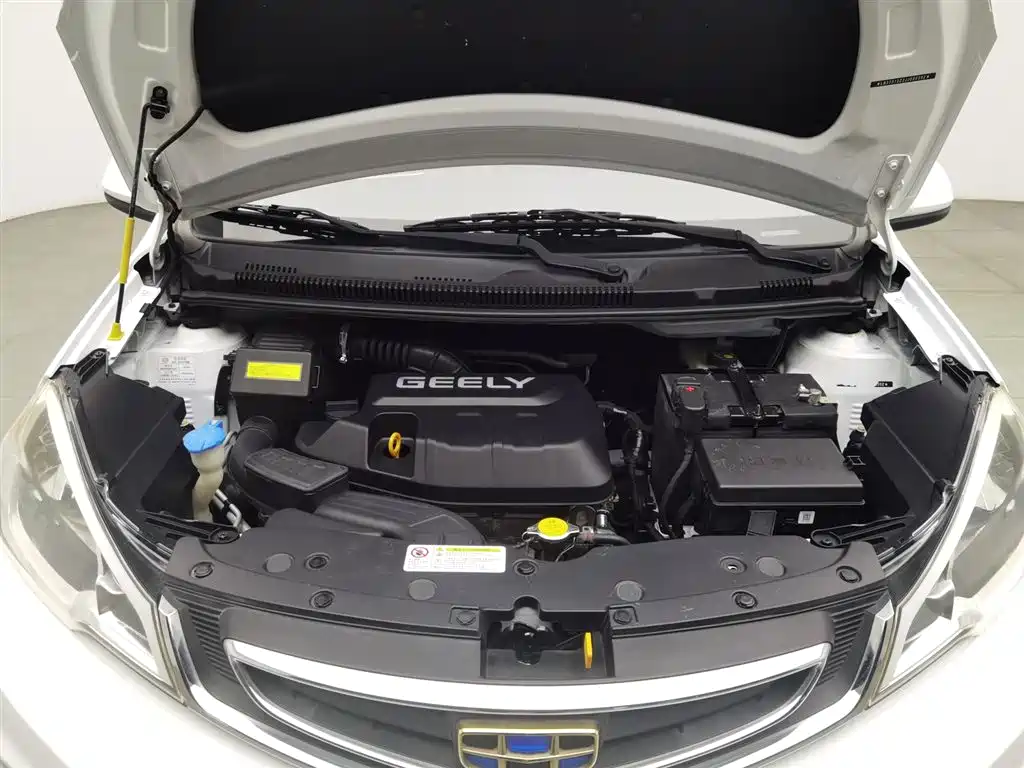 Geely X1 2017 1.3L AT