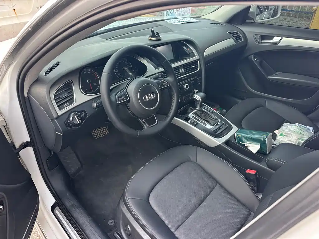 Audi A4L — миниатюра 7