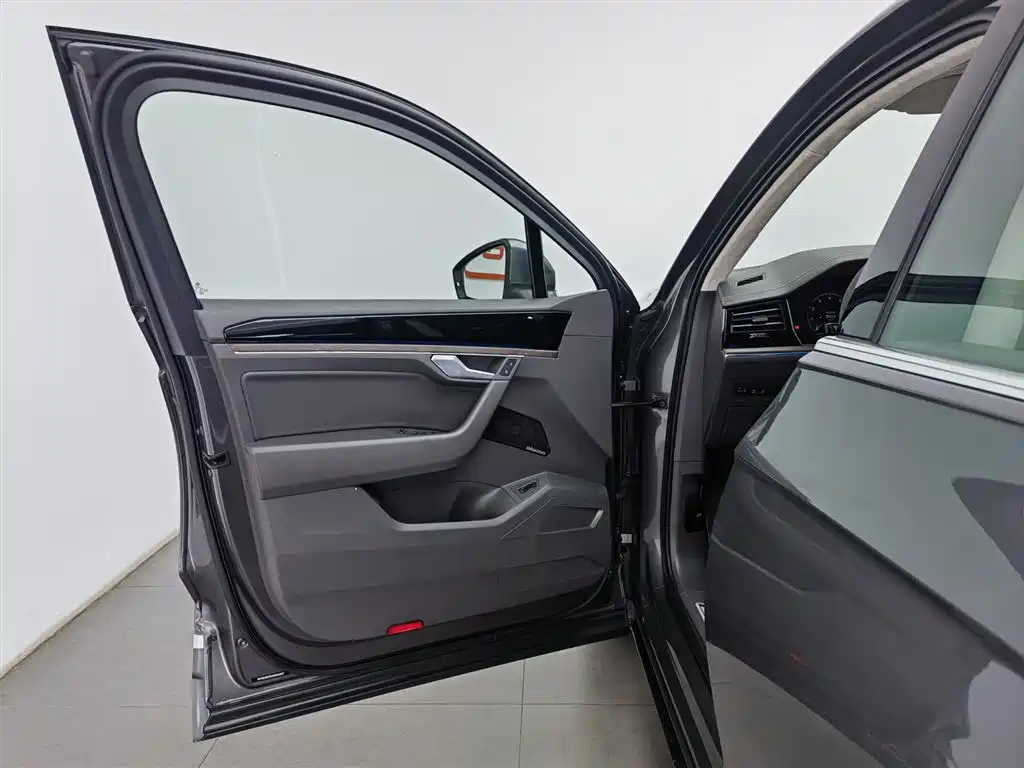 Volkswagen Touareg 2019 2.0TSI VI