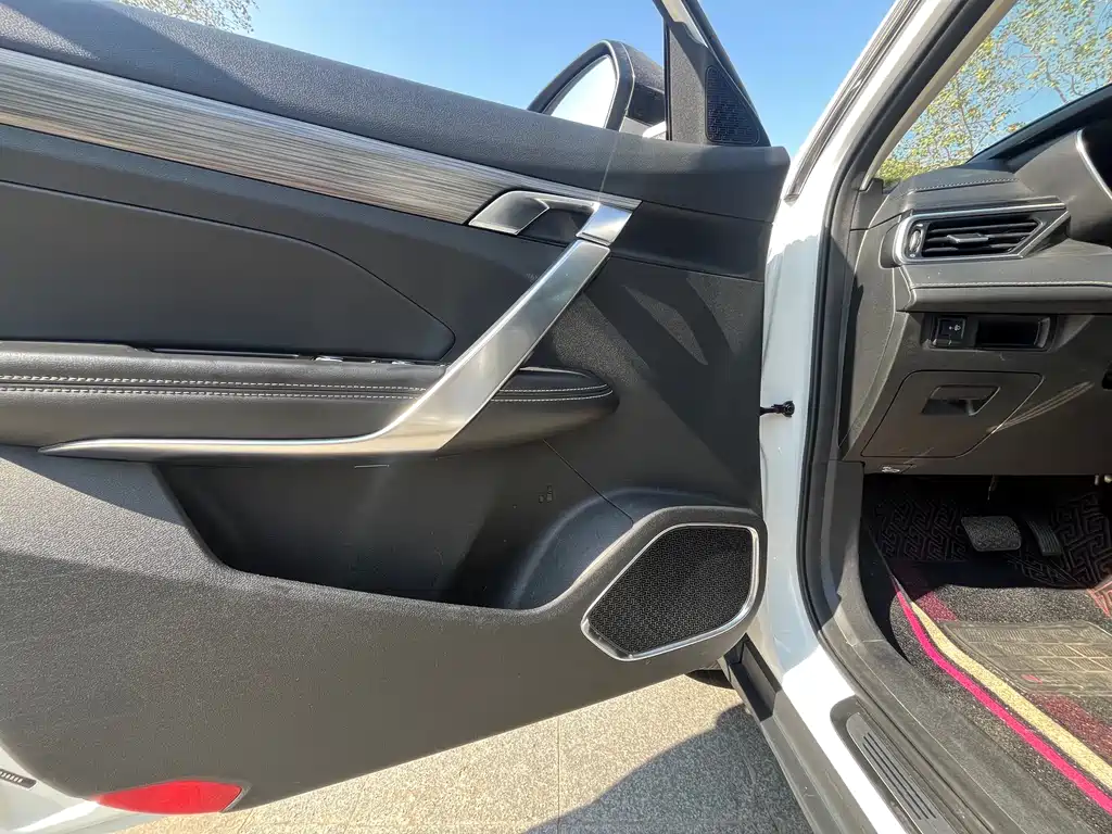 GEELY AUTOMOBILE BOYUE