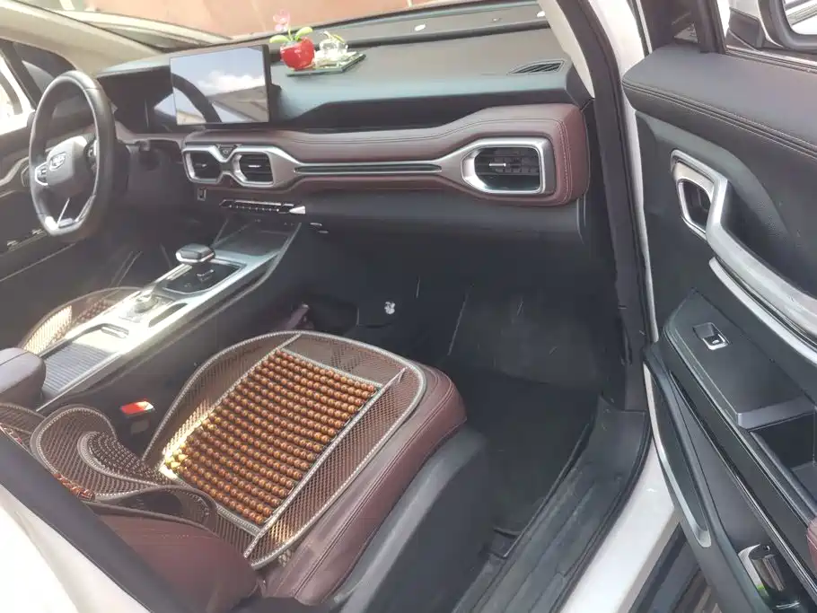 Geely Haoyue — миниатюра 8