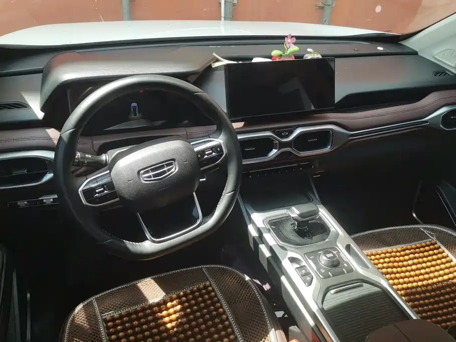 Geely Haoyue — миниатюра 12