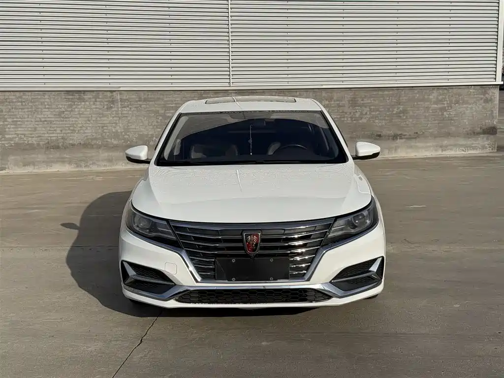 ROEWE  I6 NEW ENERGY