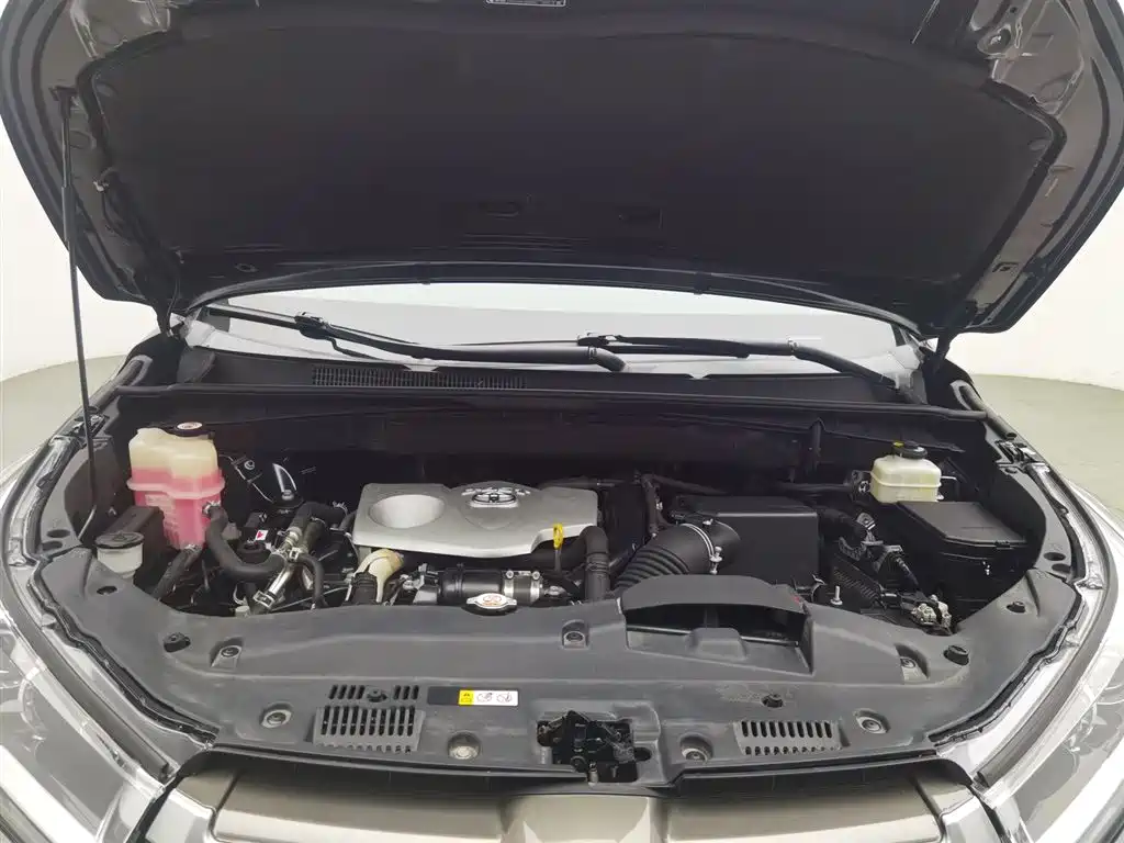 Toyota Highlander 2018 2.0T Luxury 7 мест VI