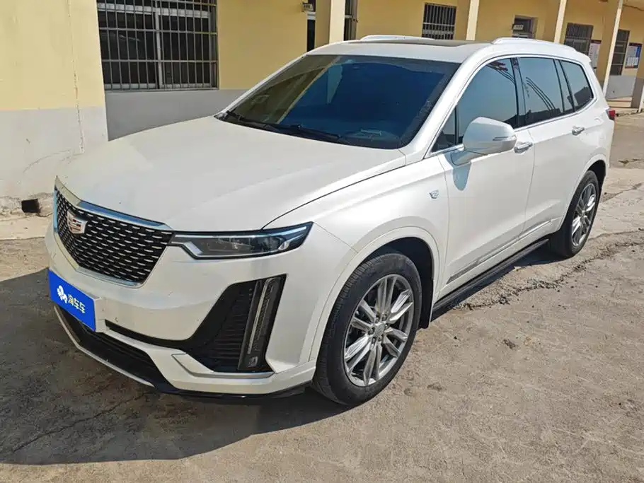 Cadillac XT6